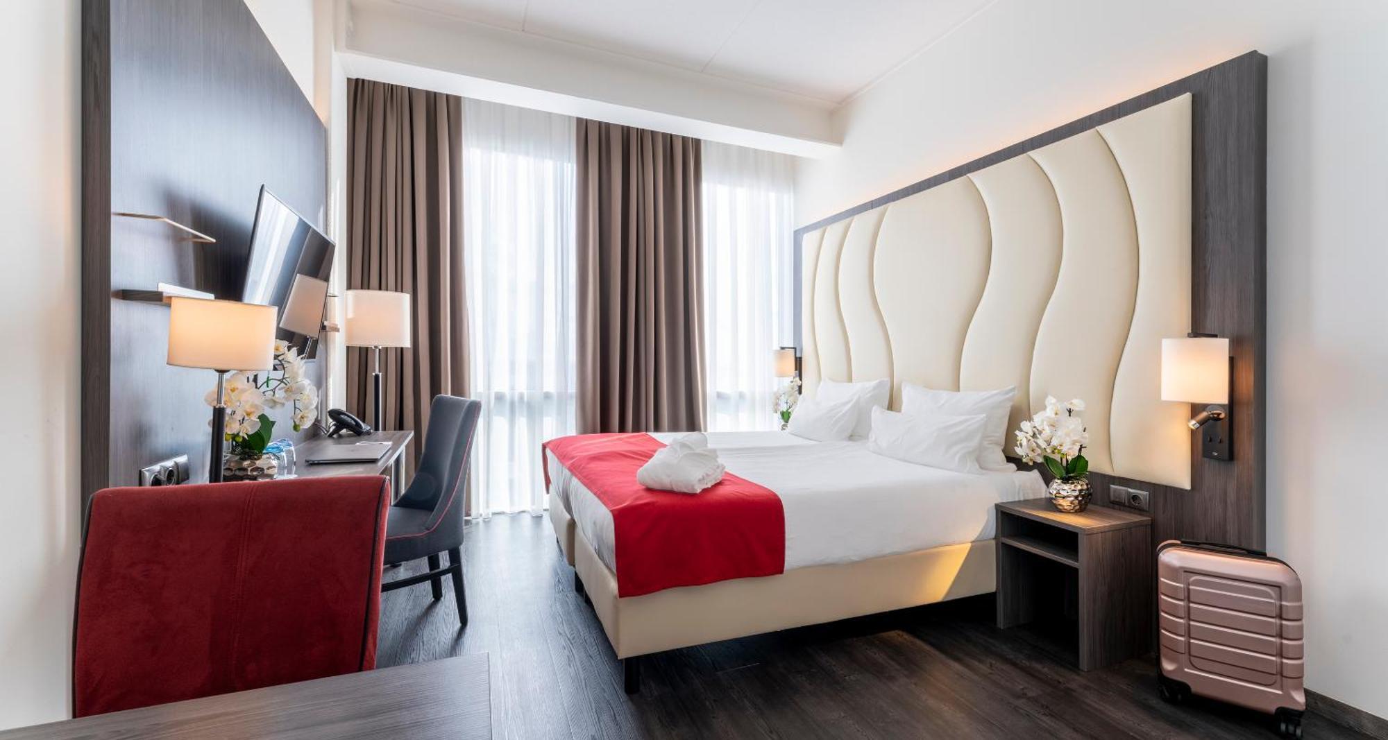 Plaza Premium Almere Pokoj fotografie